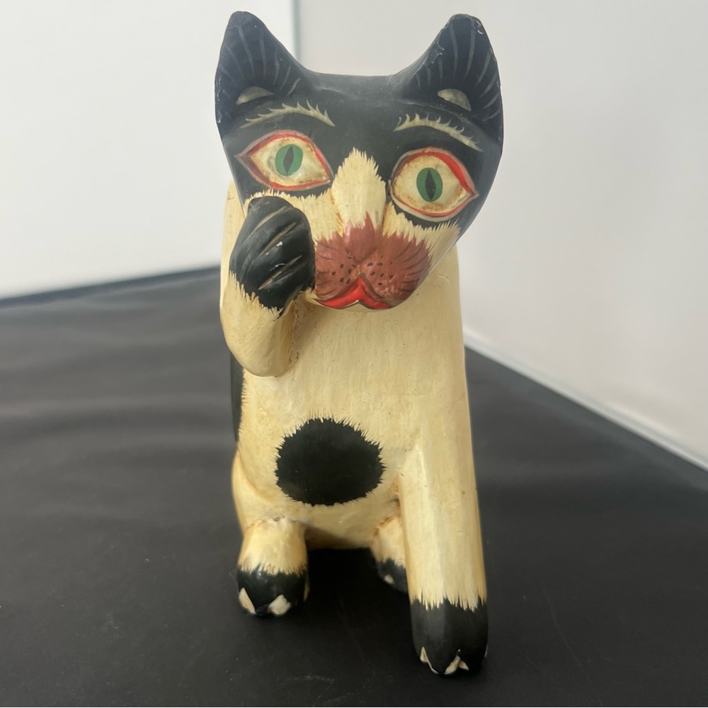 Vintage Hand Carved Painted 7" Large Sitting Cat Figurine Folk Art